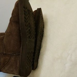 UGG Shoes - Women's UGG UGG Shoes - Women's UGG